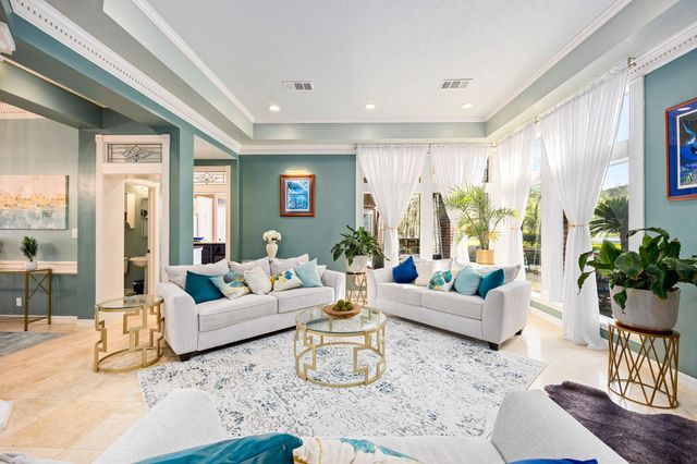 17511 Hawkin Lane, Tomball, TX 77377