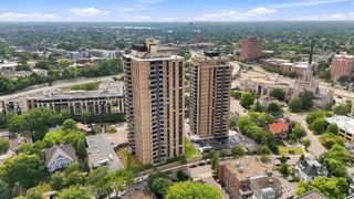 410 Groveland Avenue 2003, Minneapolis, MN 55403