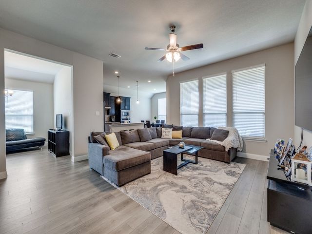 3460 April Breeze Trail, Grand Prairie, TX 76065