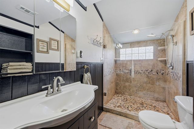 125 Erin Drive, Pottsboro, TX 75076