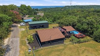 125 Erin Drive, Pottsboro, TX 75076