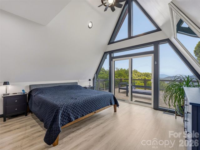 1877 Wilson Cove Road, Canton, NC 28716