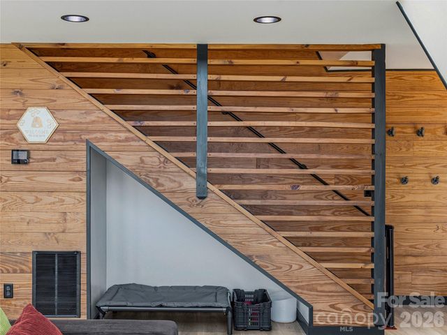 1877 Wilson Cove Road, Canton, NC 28716