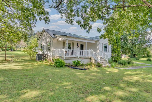 8705 Crossville Hwy, Sparta, TN 38583