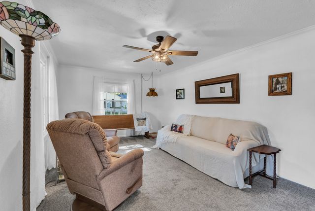 8705 Crossville Hwy, Sparta, TN 38583