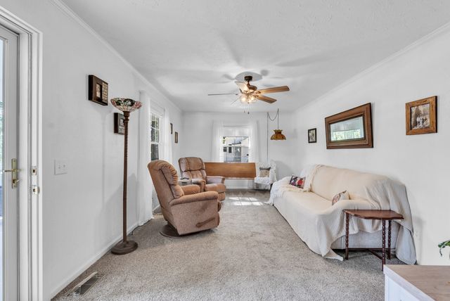 8705 Crossville Hwy, Sparta, TN 38583