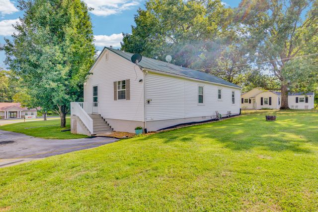 8705 Crossville Hwy, Sparta, TN 38583