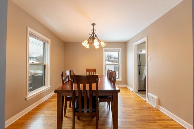 3515 Elmwood Avenue, Berwyn, IL 60402