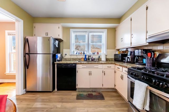 3515 Elmwood Avenue, Berwyn, IL 60402