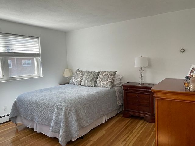 32 Whitman Rd 1-2, Waltham, MA 02453