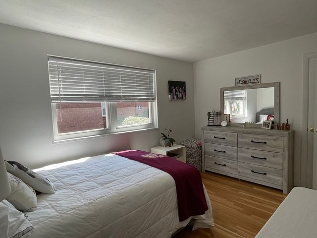 32 Whitman Rd 1-2, Waltham, MA 02453