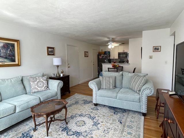 32 Whitman Rd 1-2, Waltham, MA 02453