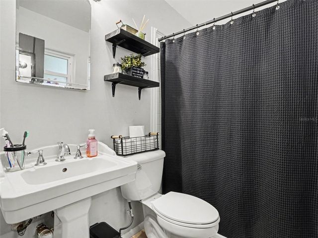 2804 KATHRYN AVENUE, Lakeland, FL 33805