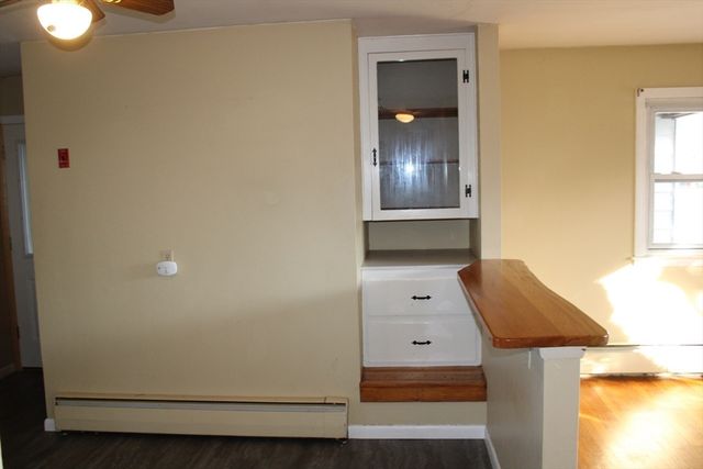 33 Eastern Ave, Deerfield, MA 01373