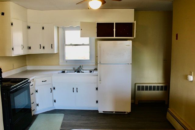 33 Eastern Ave, Deerfield, MA 01373