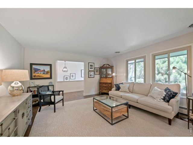 3880 Chippewa Dr, Boulder, CO 80303