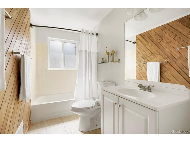 6180 Garland St, Arvada, CO 80004