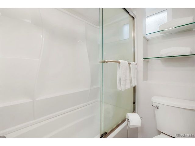 6180 Garland St, Arvada, CO 80004