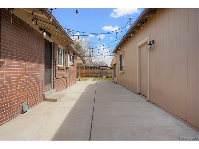 6180 Garland St, Arvada, CO 80004