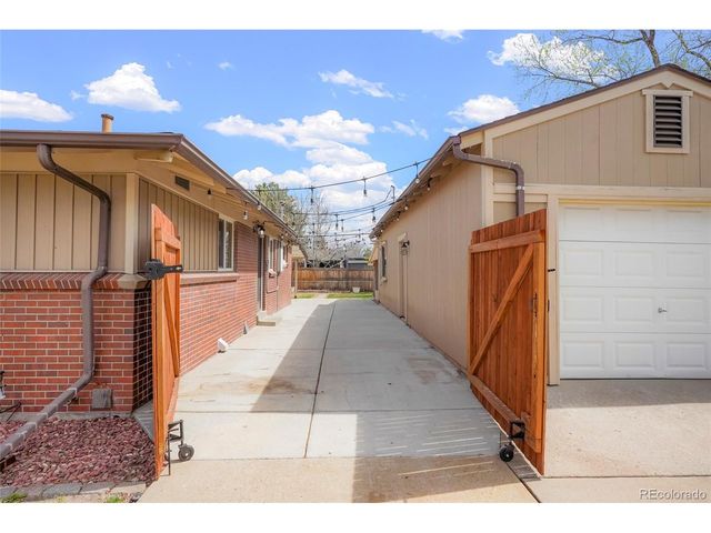 6180 Garland St, Arvada, CO 80004