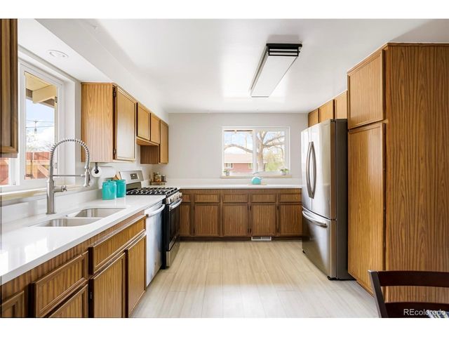 6180 Garland St, Arvada, CO 80004