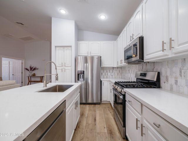 2215 W VIA CABALLO BLANCO --, Phoenix, AZ 85085