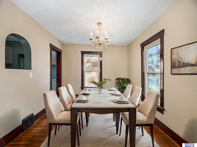 1341 S 27th Street, Omaha, NE 68105