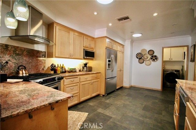 4968 Reforma Road, Woodland Hills (los Angeles), CA 91364