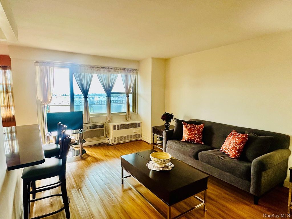 12399 Flatlands Avenue 8K, Brooklyn, NY 11208 — photo 3