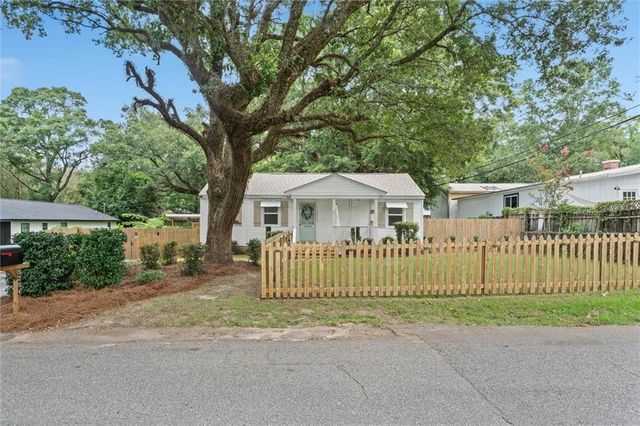5254 Border Drive S, Mobile, AL 36608