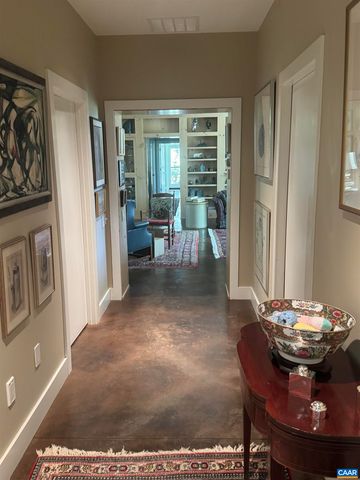 889 OLD GARTH RD, Charlottesville, VA 22901