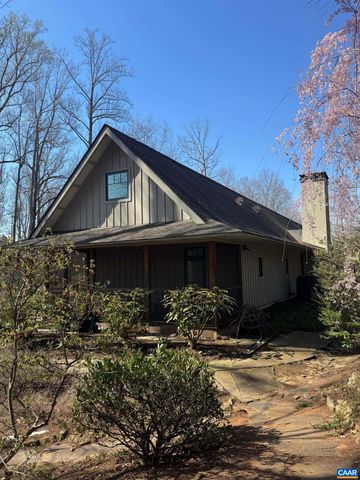 889 OLD GARTH RD, Charlottesville, VA 22901