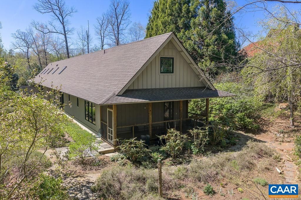 889 OLD GARTH RD, Charlottesville, VA 22901