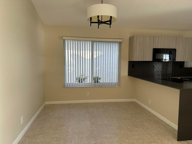 12179 Sunset Point Circle, Wellington, FL 33414