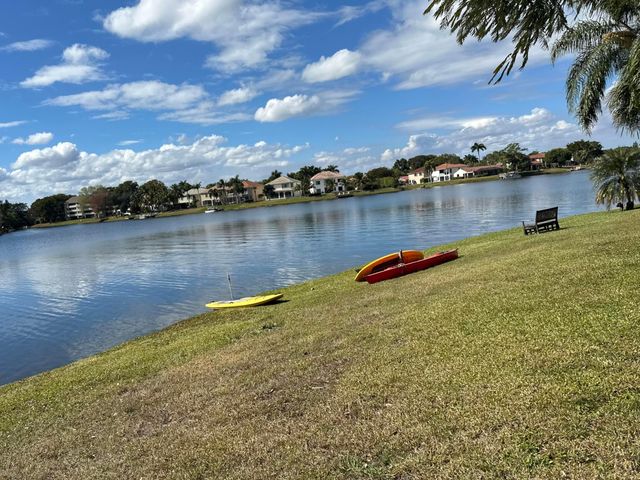 12179 Sunset Point Circle, Wellington, FL 33414