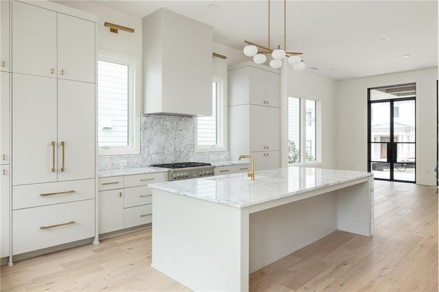 11560 Serenbe Lane, Chattahoochee Hills, GA 30268