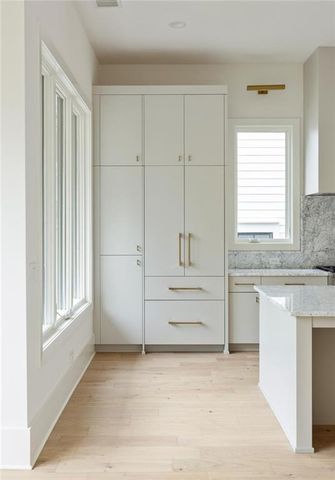 11560 Serenbe Lane, Chattahoochee Hills, GA 30268