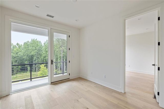 11560 Serenbe Lane, Chattahoochee Hills, GA 30268