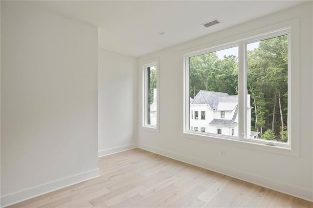 11560 Serenbe Lane, Chattahoochee Hills, GA 30268