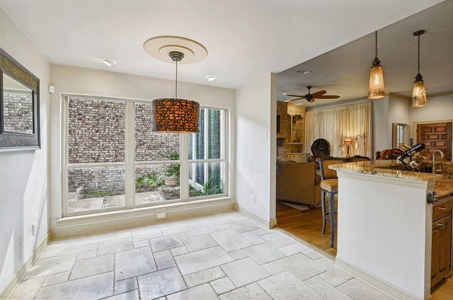 1632 Banbury Lane, Carrollton, TX 75006