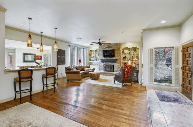 1632 Banbury Lane, Carrollton, TX 75006