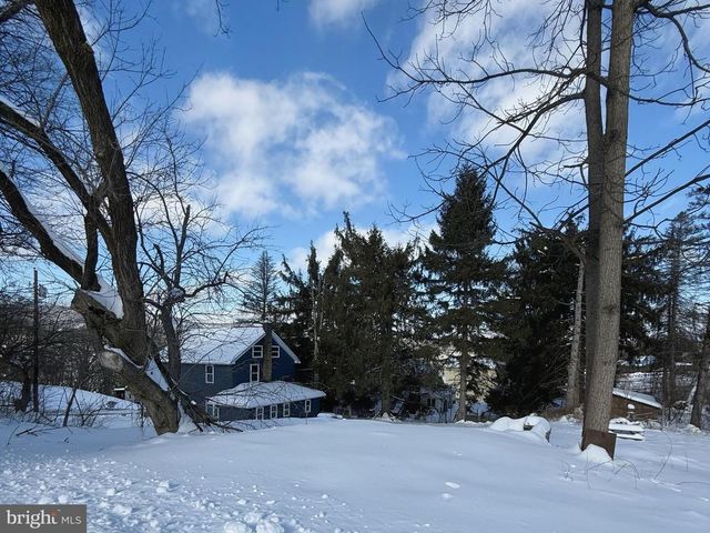 100 MEADE ST, Tyrone, PA 16686