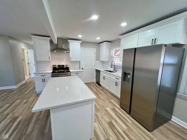 5736 Sharon Road, Indianapolis, IN 46228