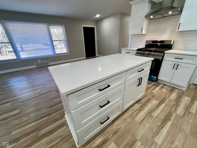 5736 Sharon Road, Indianapolis, IN 46228