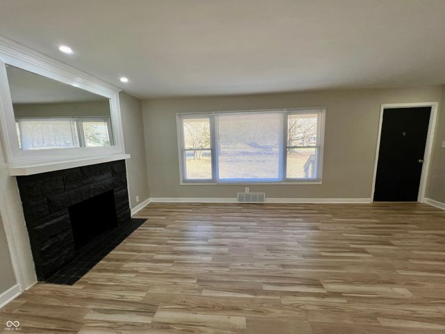 5736 Sharon Road, Indianapolis, IN 46228