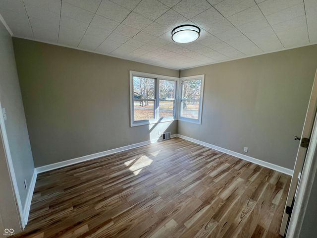 5736 Sharon Road, Indianapolis, IN 46228