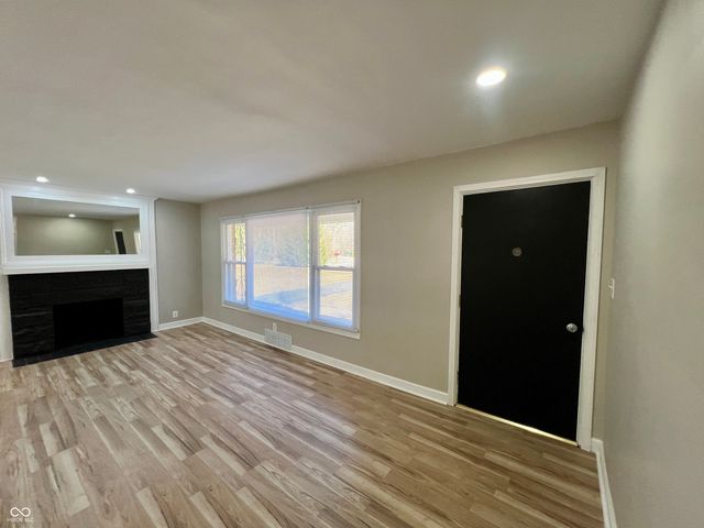 5736 Sharon Road, Indianapolis, IN 46228