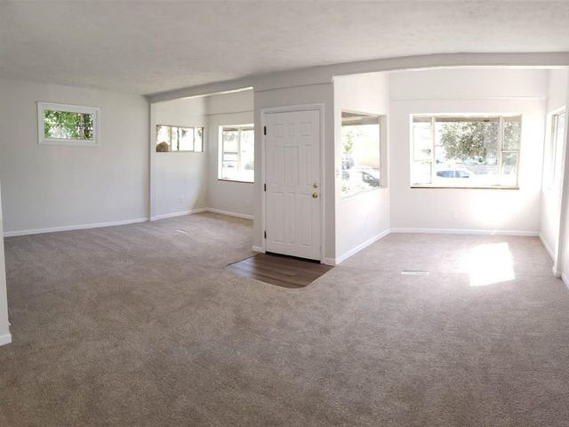 1217 E Indiana Ave, Spokane, WA 99207