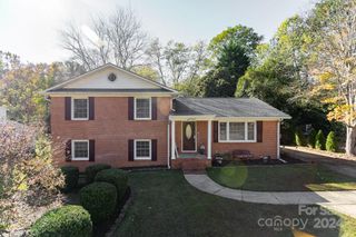 1315 Shady Bluff Drive, Charlotte, NC 28211