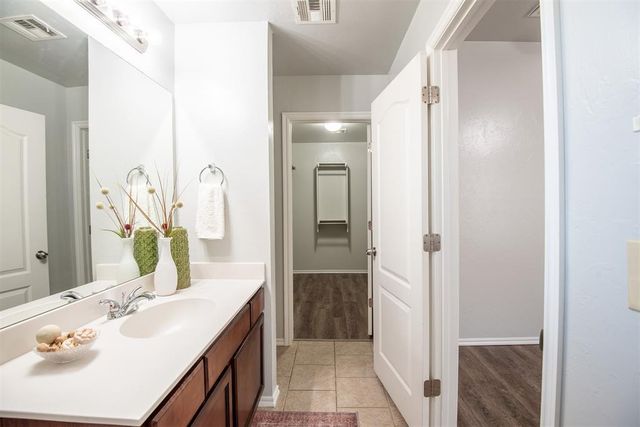 8109 Frye Lane, Oklahoma City, OK 73135